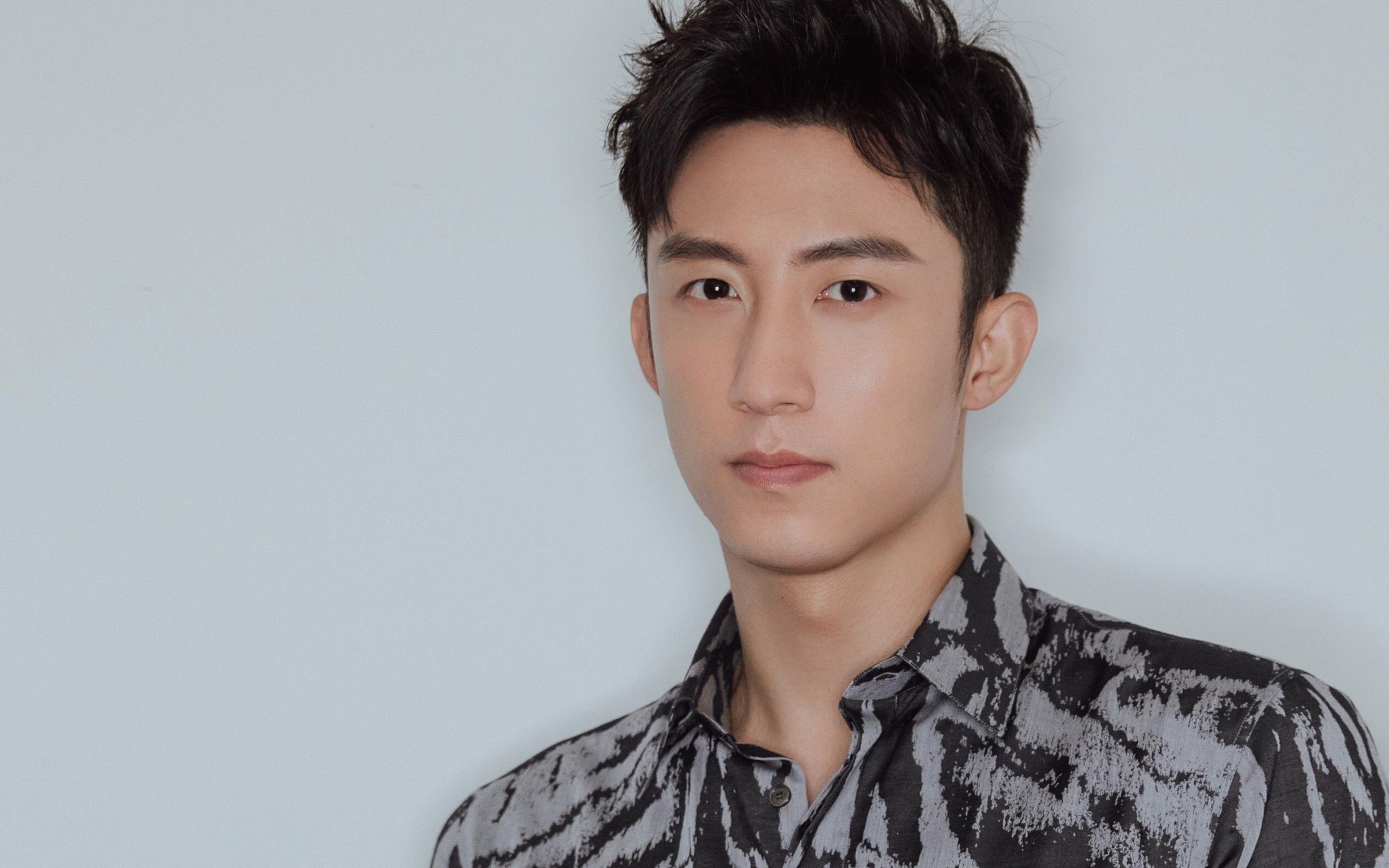 乔纳·隆戈:全黑队的力量与速度双重象征