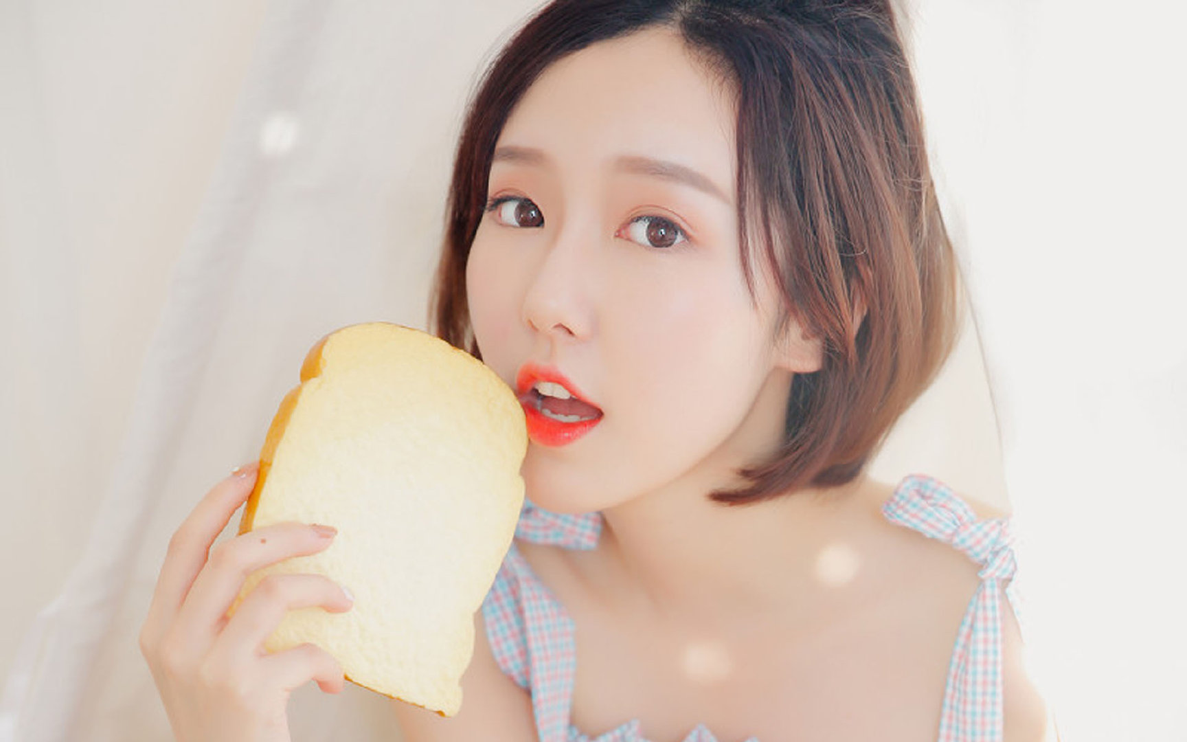 国际赛场上升国旗奏国歌瞬间点燃全场爱国热情,全程升国旗奏国歌视频