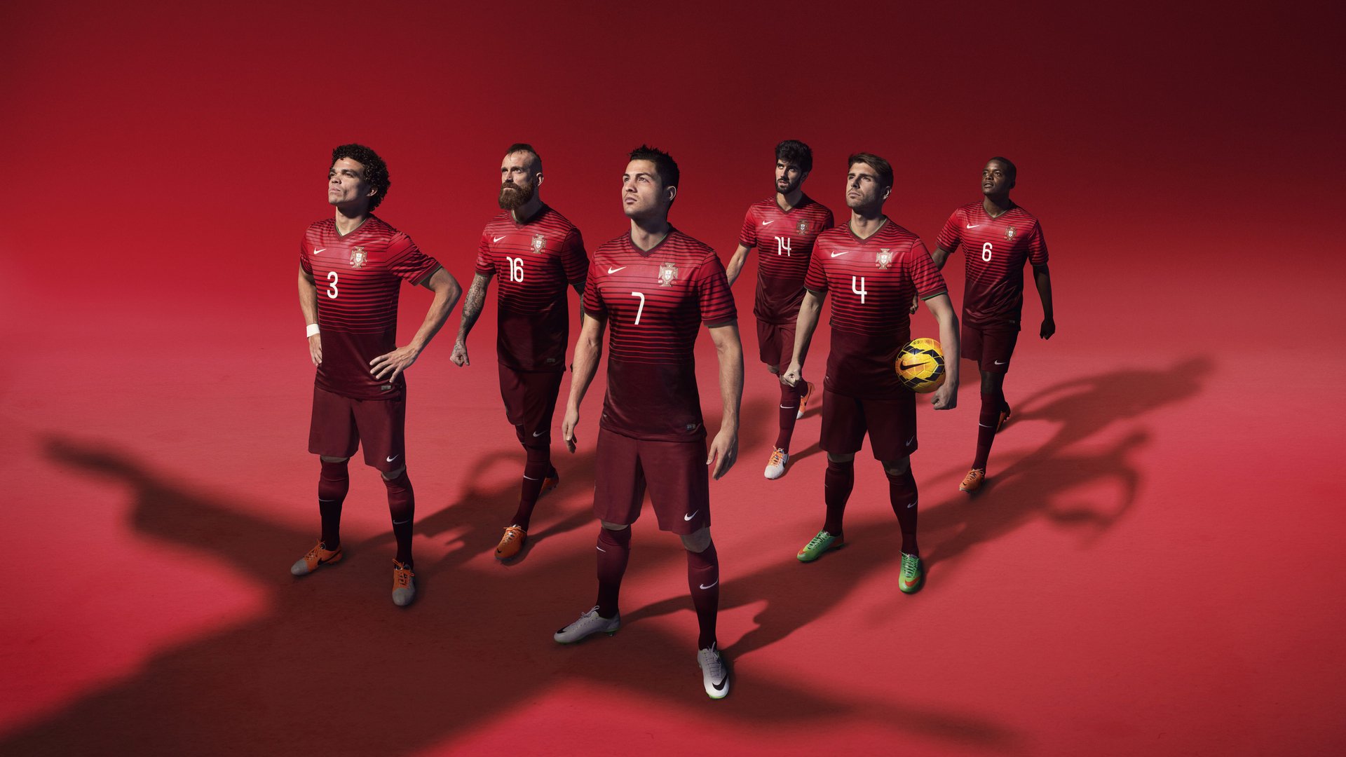 瑞·弗兰：他的防守和传球能力总能在关键时刻帮助全黑队创造胜机